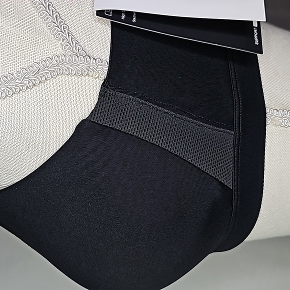 💰NWT! NIKE ▪︎ WOMEN'S BLACK TRAINING BRA ▪︎ SIZE S - Picture 5 of 11